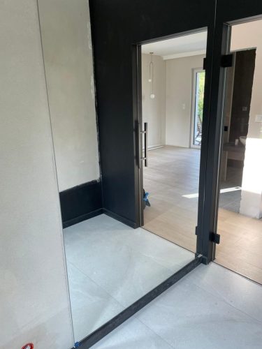 Drzwi szklane na wymiar - realizacje w Krakowie