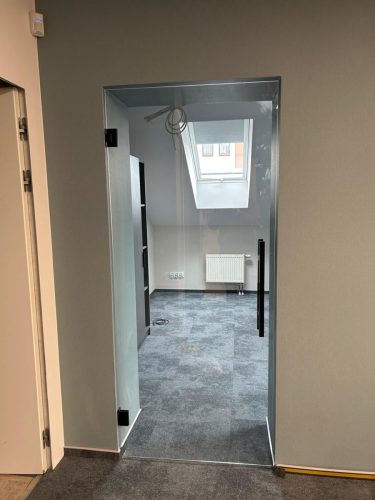 Drzwi szklane na wymiar - realizacje w Krakowie