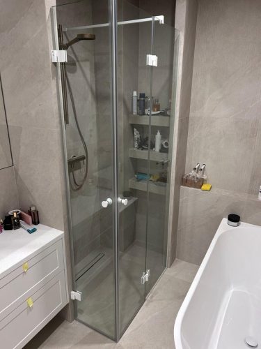 Kabiny i drzwi prysznicowe na wymiar - realizacje w Krakowie