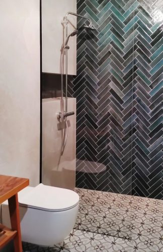 Kabiny i drzwi prysznicowe na wymiar - realizacje w Krakowie