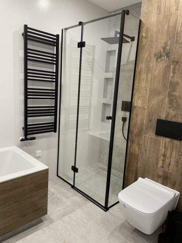 Kabiny i drzwi prysznicowe na wymiar - realizacje w Krakowie