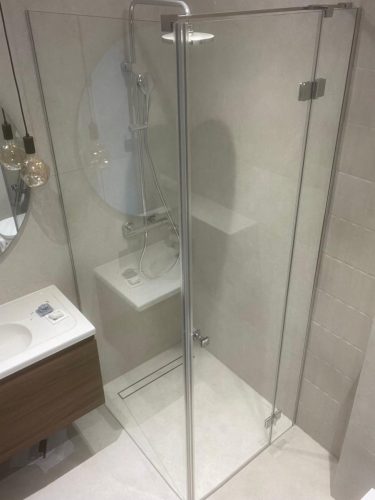 Kabiny i drzwi prysznicowe na wymiar - realizacje w Krakowie