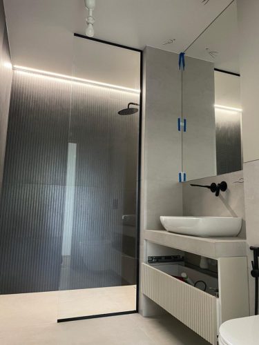 Kabiny i drzwi prysznicowe na wymiar - realizacje w Krakowie