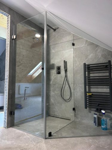 Kabiny i drzwi prysznicowe na wymiar - realizacje w Krakowie