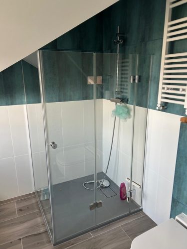 Kabiny i drzwi prysznicowe na wymiar - realizacje w Krakowie