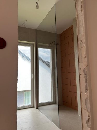 Kabiny i drzwi prysznicowe na wymiar - realizacje w Krakowie