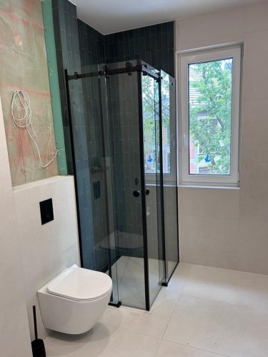 Kabiny i drzwi prysznicowe na wymiar - realizacje w Krakowie