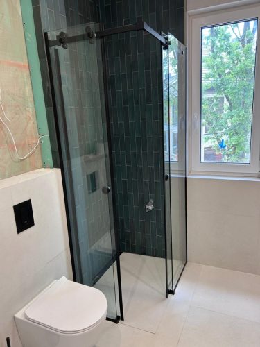 Kabiny i drzwi prysznicowe na wymiar - realizacje w Krakowie