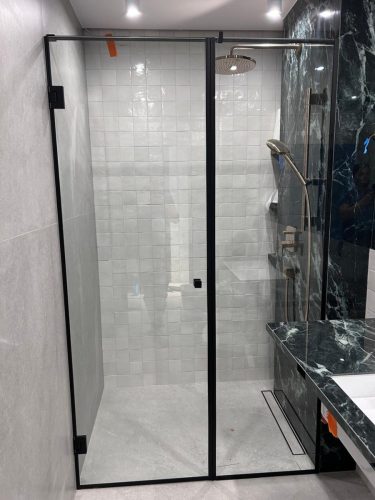 Kabiny i drzwi prysznicowe na wymiar - realizacje w Krakowie