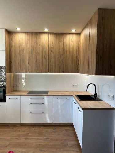 Lacobel i panele szklane - realizacje w Krakowie