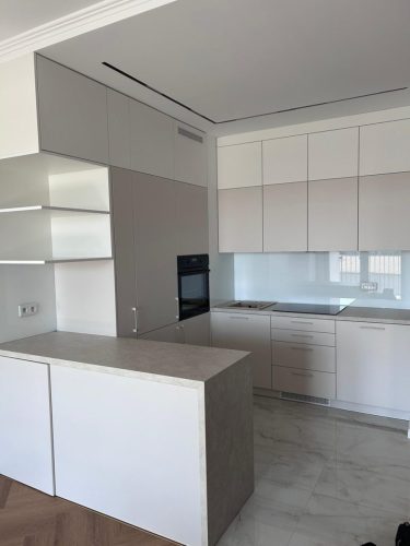 Lacobel i panele szklane - realizacje w Krakowie