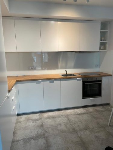 Lacobel i panele szklane - realizacje w Krakowie